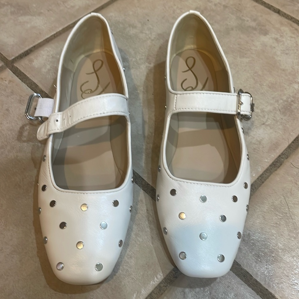 Sam Edelman Flats. Worn once. Size 7.5. Too narrow for me but they are adorable